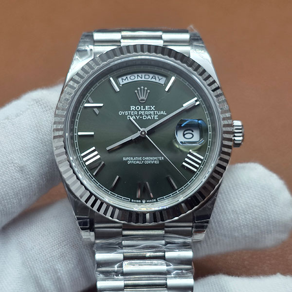 【VS製 加重版】ロレックスコピー デイデイト 228239 オリーブグリーン 商品一覧